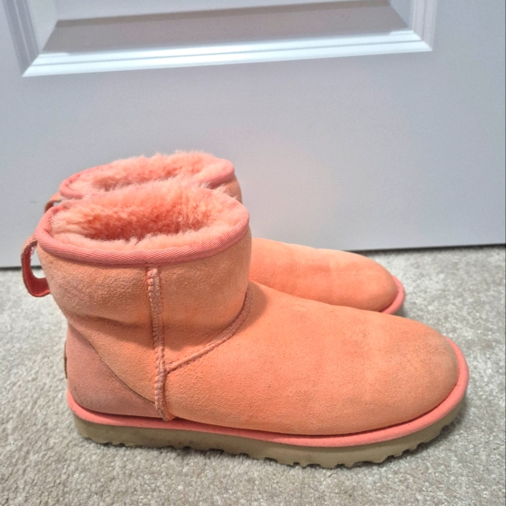 Ugg ultra mini boots, Pink, Size US9